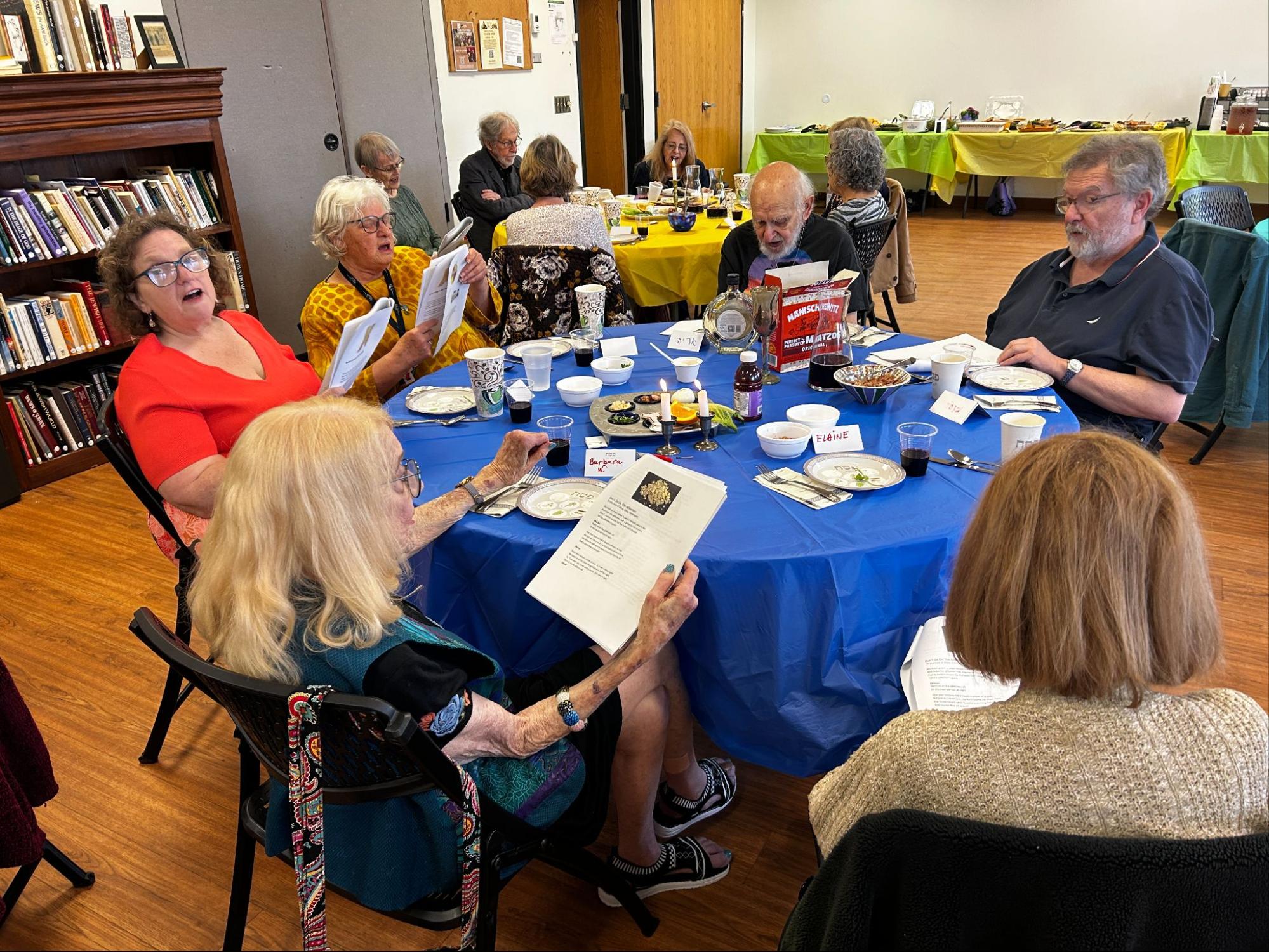 Brunch B’Yachad celebrates Passover with annual community Seder